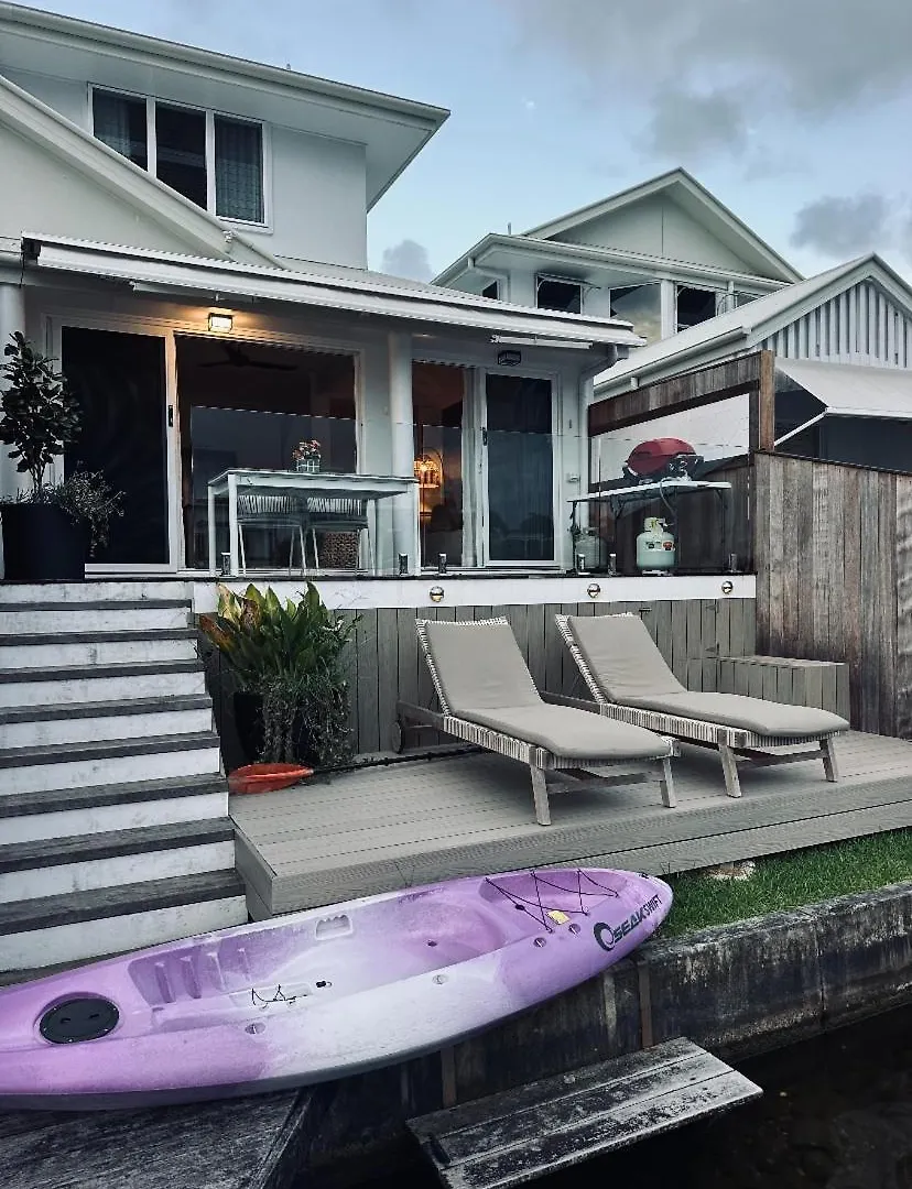 Noosa Waters Retreat Vila Noosaville